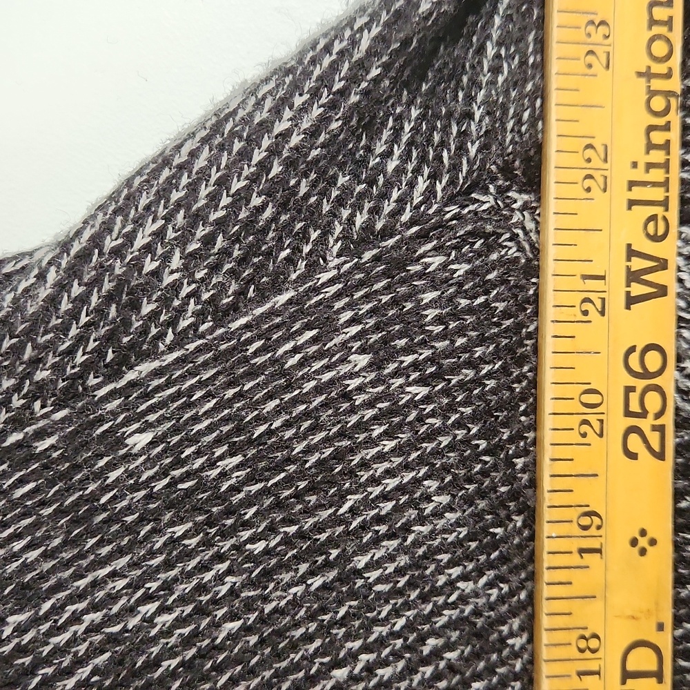 Vintage Carducci Draped Knit Cardigan – Textured & Cozy - Picture 6 of 10